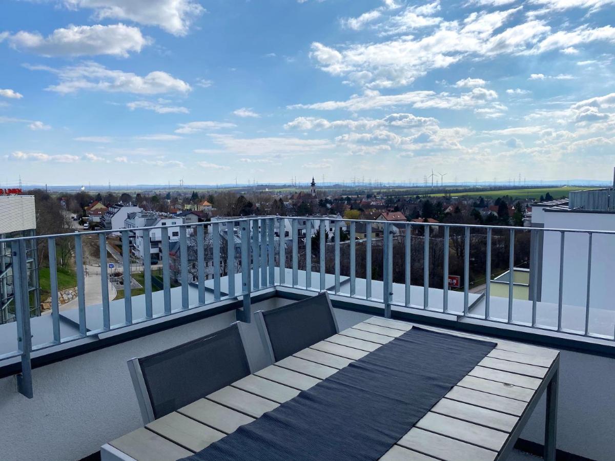 Sonnenwohnen Penthouse Direkt Bei U-Bahn Und Therme Wien Mit Top Anbindung Ins Zentrum エクステリア 写真